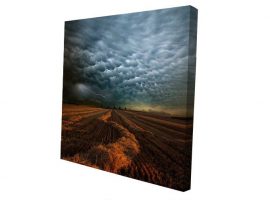 Ennalta venytetty kangas